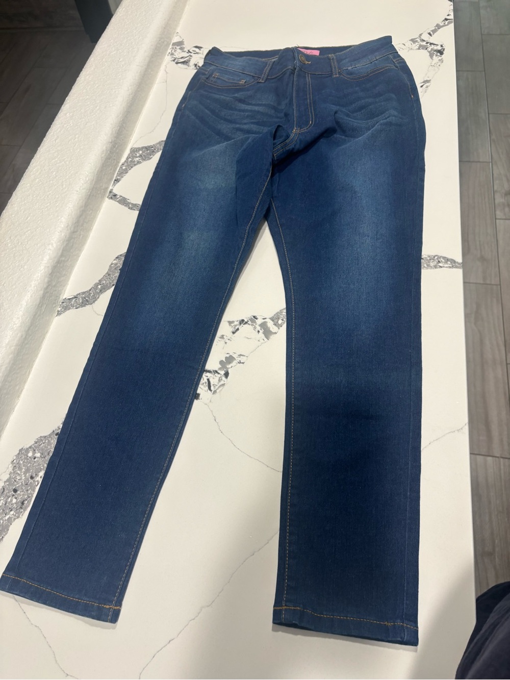 Classic Straight Women's Jeans in Deep Blue by